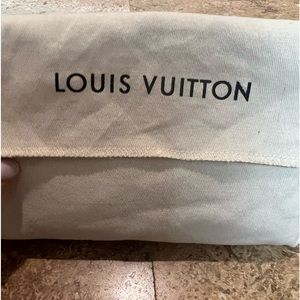 Makeup Bag LV